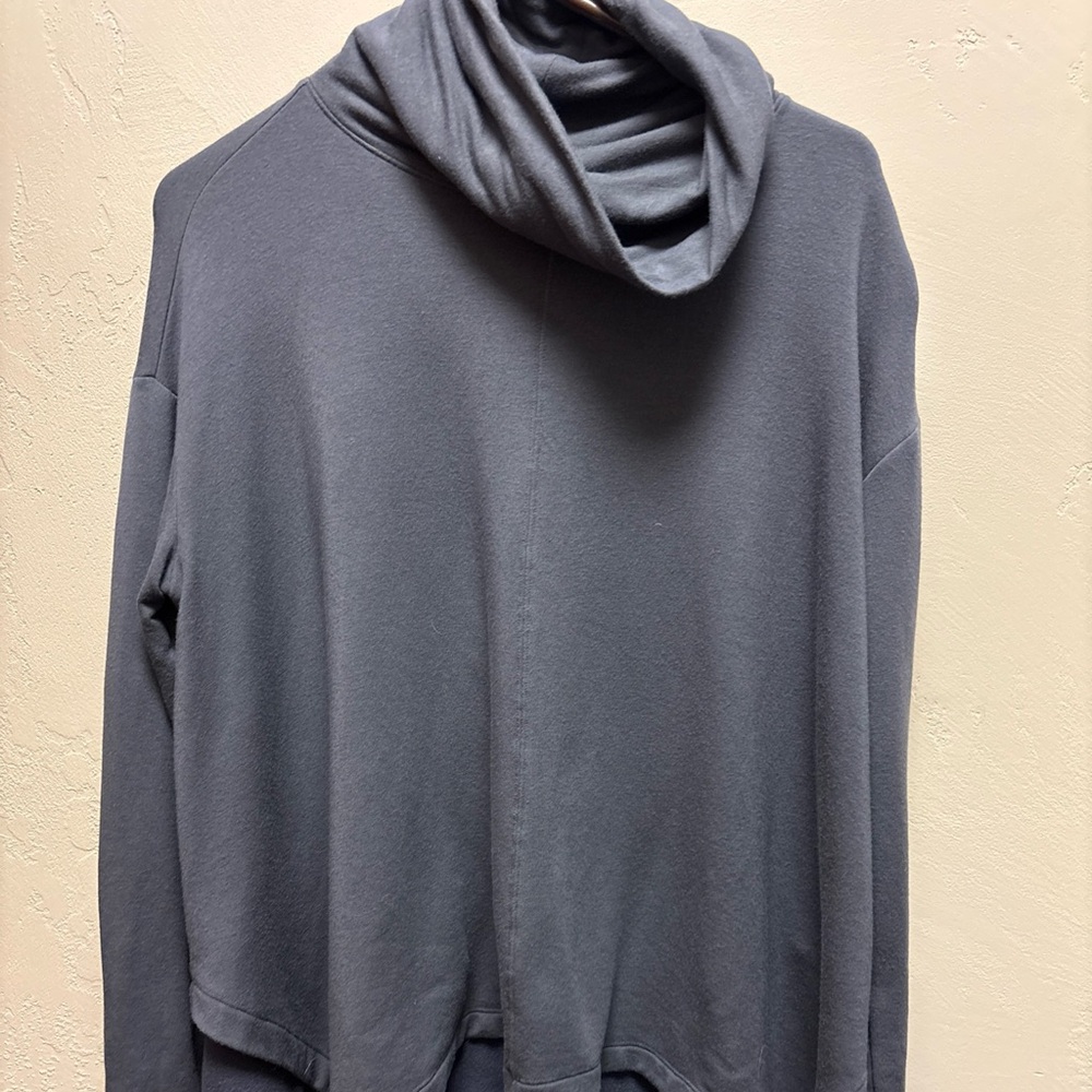 Athleta Spring Night Gray Ethereal Brushed Funnel Neck Shirt XS